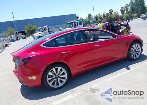 2020 Tesla Model 3 Standard Range Plus Rear-Wheel Drive/Standard Range Rear-Wheel Drive z USA, uszkodzony, nr VIN 5YJ3E1EA1LF645834